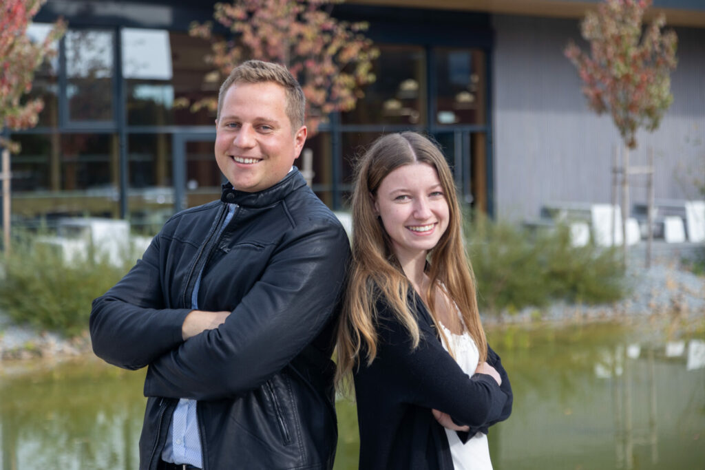 Bereichsleitung Team Technik und Logistik Benedikt Lindenmeyer und Nadja Elfinger